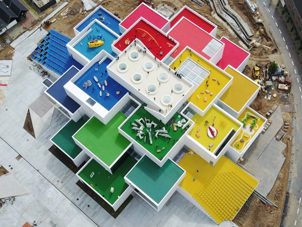 Lego House, de Big. Una casa LEGO en Dinamarca