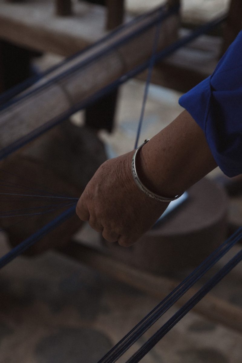 Tejiendo puentes para aprender, preservar y promover el lenguaje textil ancestral chino